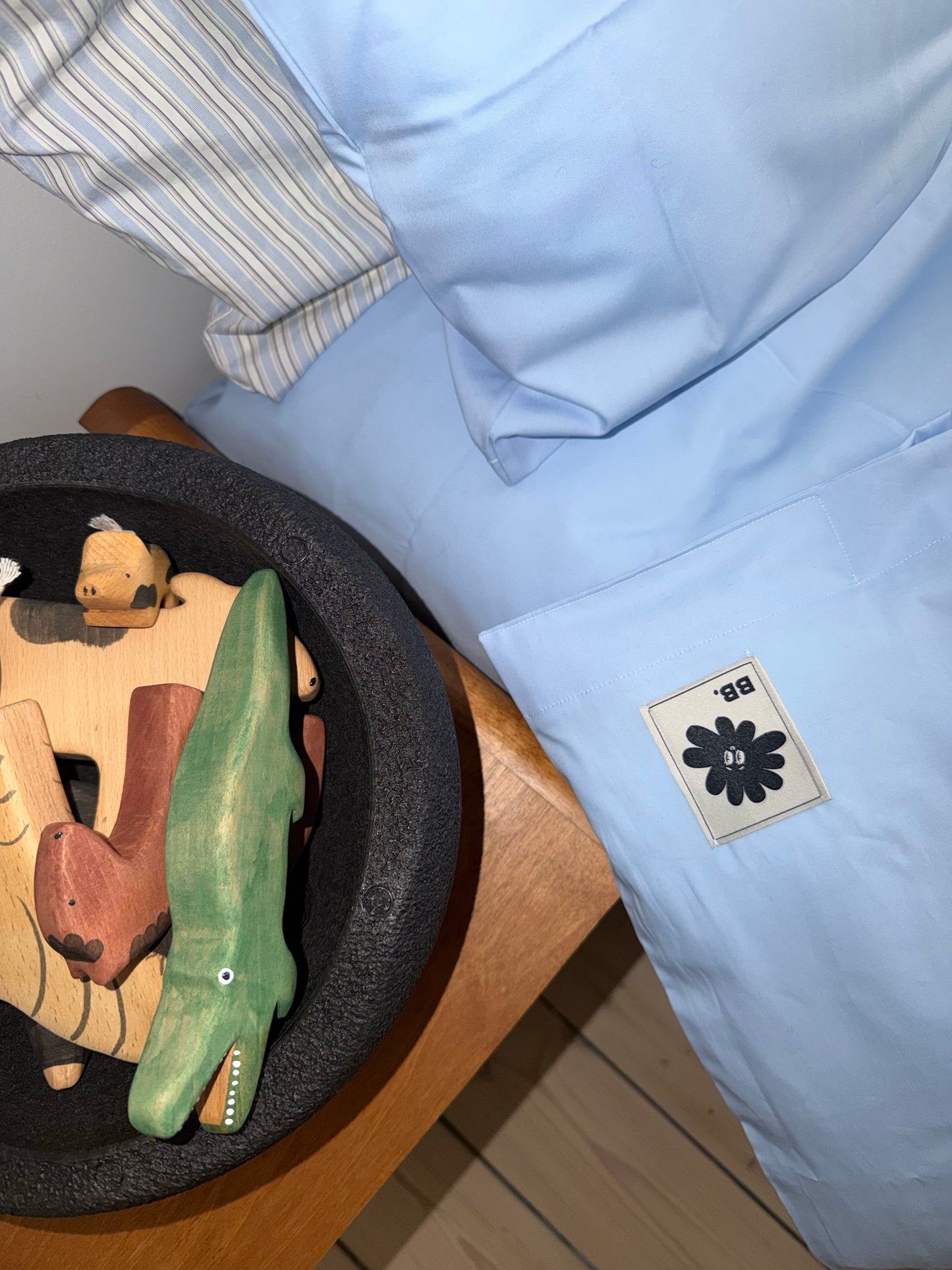 Surplus juniorsengetøj - Himmelblå