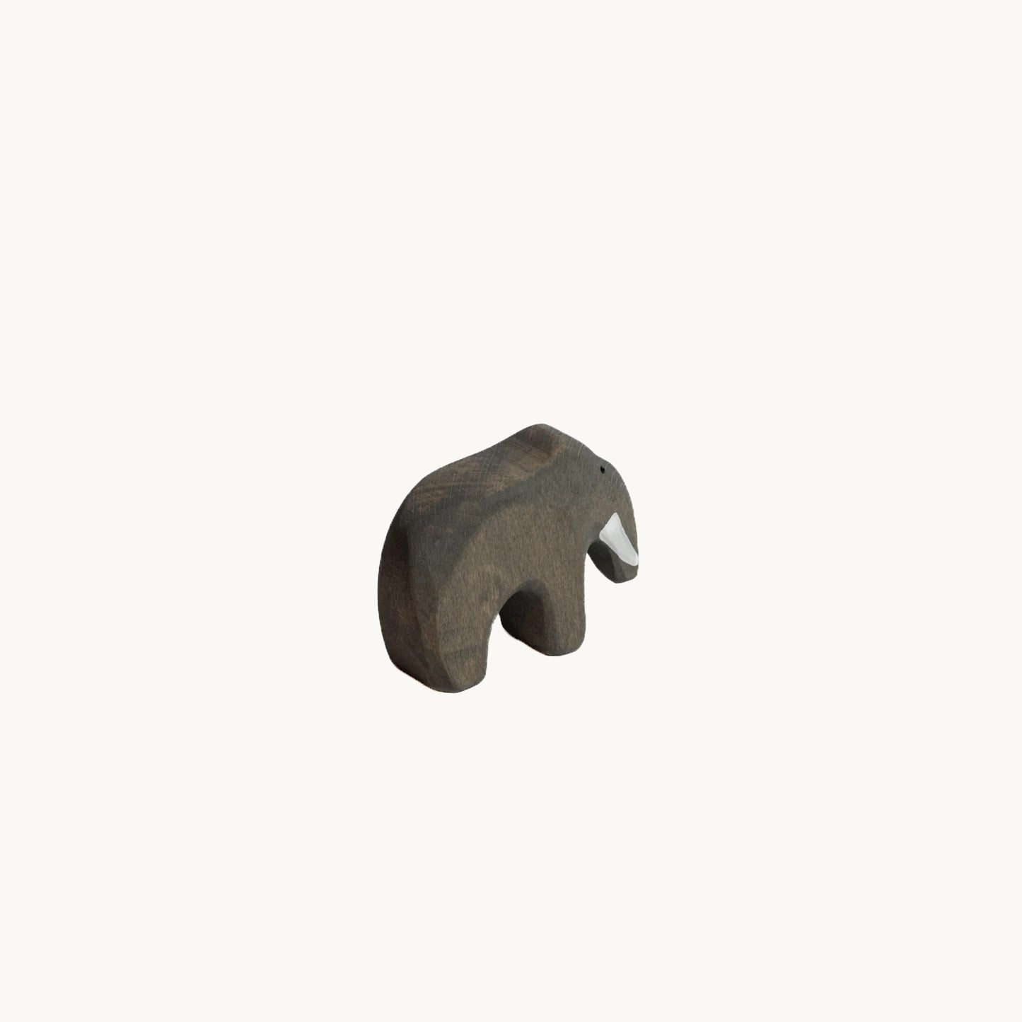 Træfigur - Baby elefant